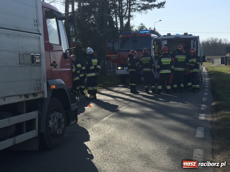 Zdjęcie w galerii na portalu naszraciborz.pl: Niejasne okoliczności zderzenia ciężarówki ze skuterem. Szczegóły ma ustalić sąd wiadomości z regionu