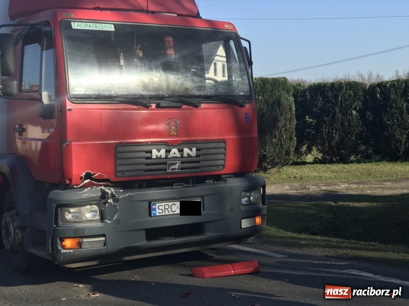 Zdjęcie w galerii na portalu naszraciborz.pl: Niejasne okoliczności zderzenia ciężarówki ze skuterem. Szczegóły ma ustalić sąd wiadomości z regionu