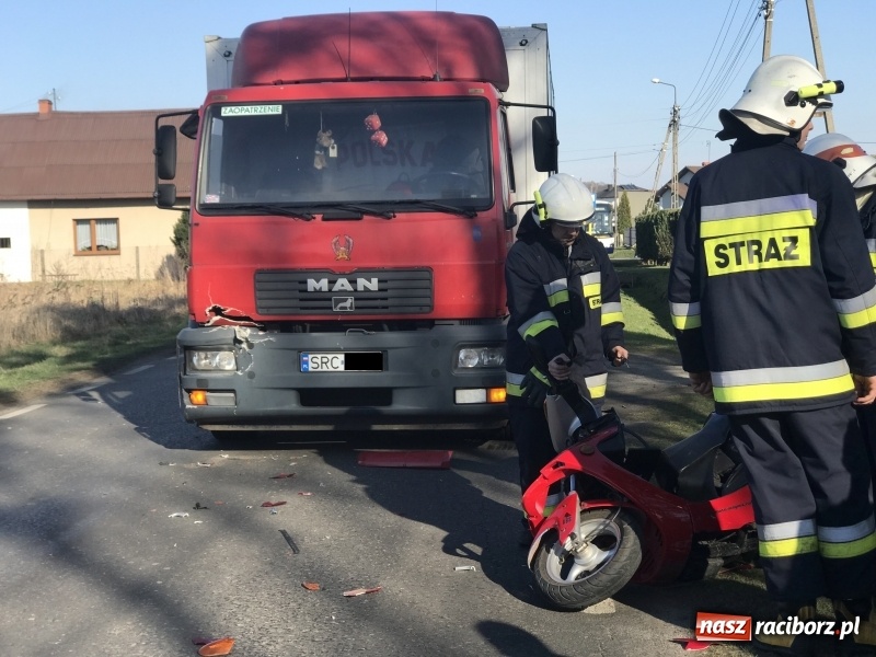 Zdjęcie w galerii na portalu naszraciborz.pl: Niejasne okoliczności zderzenia ciężarówki ze skuterem. Szczegóły ma ustalić sąd wiadomości z regionu