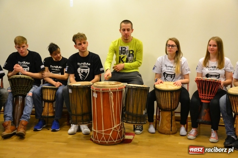 Zdjęcie w galerii na portalu naszraciborz.pl: Polsko-czeska dyskusja o autyzmie na raciborskim zamku  wiadomości z regionu