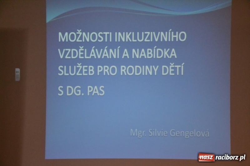 Zdjęcie w galerii na portalu naszraciborz.pl: Polsko-czeska dyskusja o autyzmie na raciborskim zamku  wiadomości z regionu