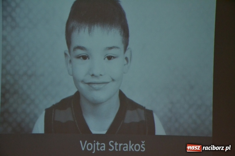 Zdjęcie w galerii na portalu naszraciborz.pl: Polsko-czeska dyskusja o autyzmie na raciborskim zamku  wiadomości z regionu