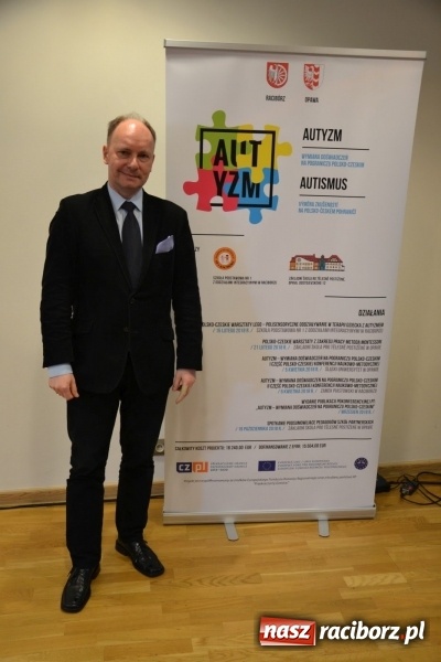 Zdjęcie w galerii na portalu naszraciborz.pl: Polsko-czeska dyskusja o autyzmie na raciborskim zamku  wiadomości z regionu