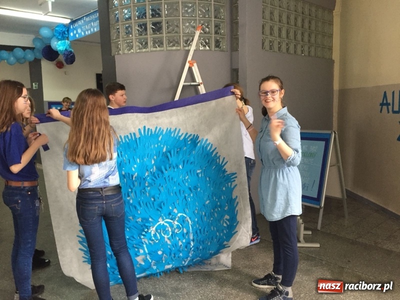 Zdjęcie w galerii na portalu naszraciborz.pl: Polsko-czeska dyskusja o autyzmie na raciborskim zamku  wiadomości z regionu