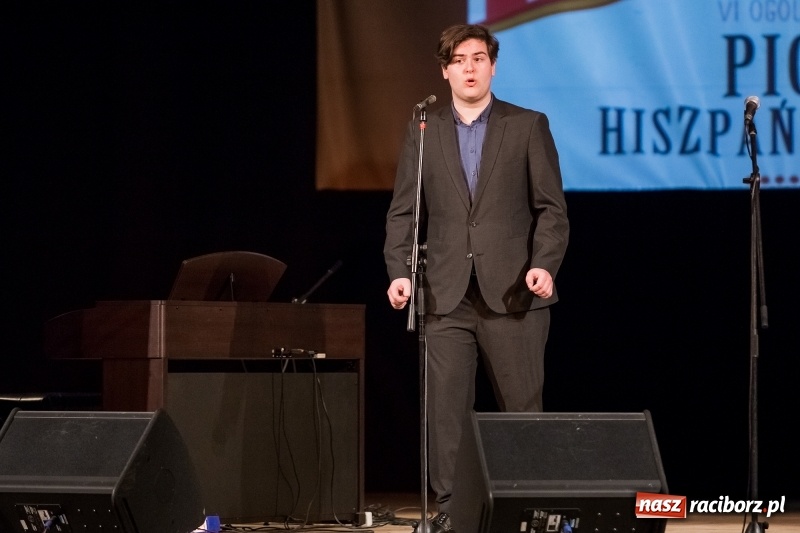 Zdjęcie w galerii na portalu naszraciborz.pl: Wystąpiła w The Voice of Poland, dziś wygrała konkurs piosenki hiszpańskojęzycznej w raciborskiej Strzesze wiadomości z regionu