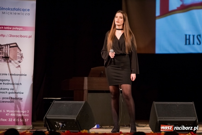 Zdjęcie w galerii na portalu naszraciborz.pl: Wystąpiła w The Voice of Poland, dziś wygrała konkurs piosenki hiszpańskojęzycznej w raciborskiej Strzesze wiadomości z regionu