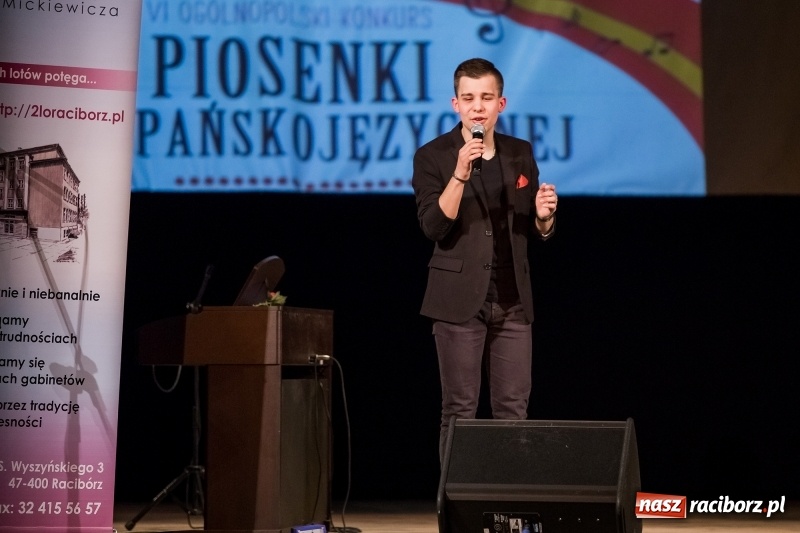 Zdjęcie w galerii na portalu naszraciborz.pl: Wystąpiła w The Voice of Poland, dziś wygrała konkurs piosenki hiszpańskojęzycznej w raciborskiej Strzesze wiadomości z regionu