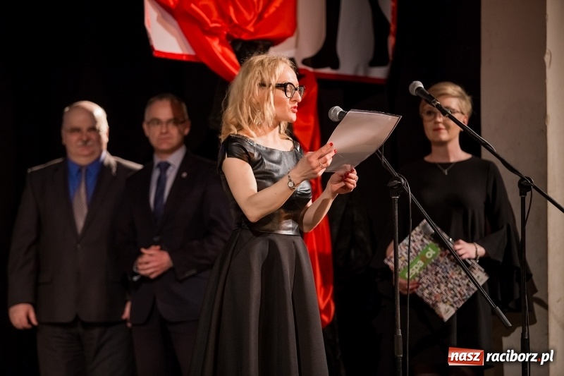 Zdjęcie w galerii na portalu naszraciborz.pl: Wystąpiła w The Voice of Poland, dziś wygrała konkurs piosenki hiszpańskojęzycznej w raciborskiej Strzesze wiadomości z regionu