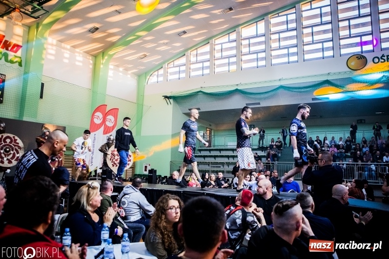 Zdjęcie w galerii na portalu naszraciborz.pl: Czeczen ze Stargardu za mocny dla Mariusza Magdy. Wygrał z marszu WIDEO i FOTO wiadomości z regionu