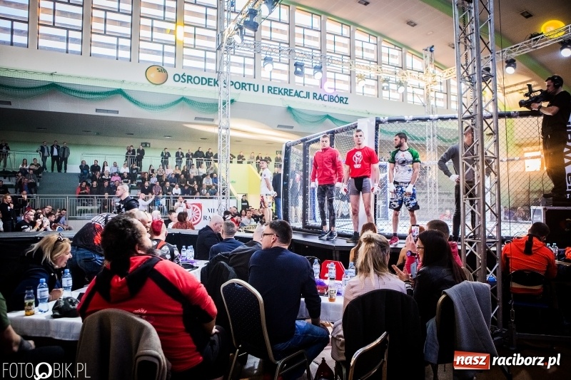 Zdjęcie w galerii na portalu naszraciborz.pl: Czeczen ze Stargardu za mocny dla Mariusza Magdy. Wygrał z marszu WIDEO i FOTO wiadomości z regionu