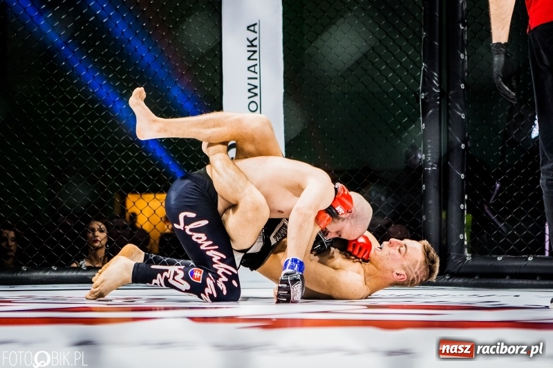 Zdjęcie w galerii na portalu naszraciborz.pl: Czeczen ze Stargardu za mocny dla Mariusza Magdy. Wygrał z marszu WIDEO i FOTO wiadomości z regionu