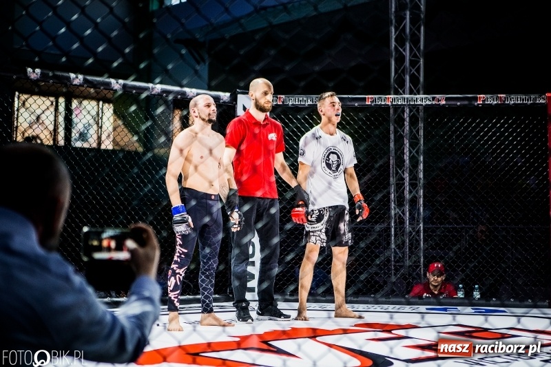 Zdjęcie w galerii na portalu naszraciborz.pl: Czeczen ze Stargardu za mocny dla Mariusza Magdy. Wygrał z marszu WIDEO i FOTO wiadomości z regionu