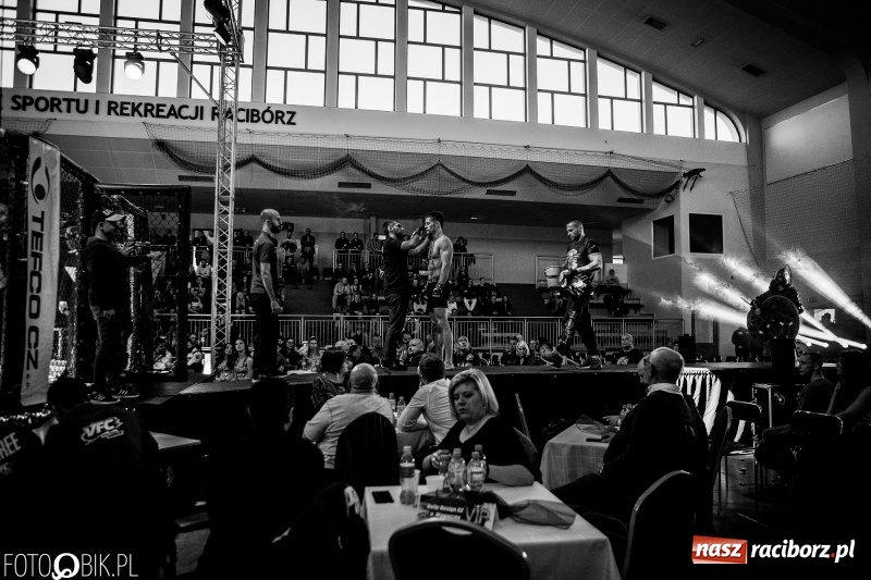 Zdjęcie w galerii na portalu naszraciborz.pl: Czeczen ze Stargardu za mocny dla Mariusza Magdy. Wygrał z marszu WIDEO i FOTO wiadomości z regionu