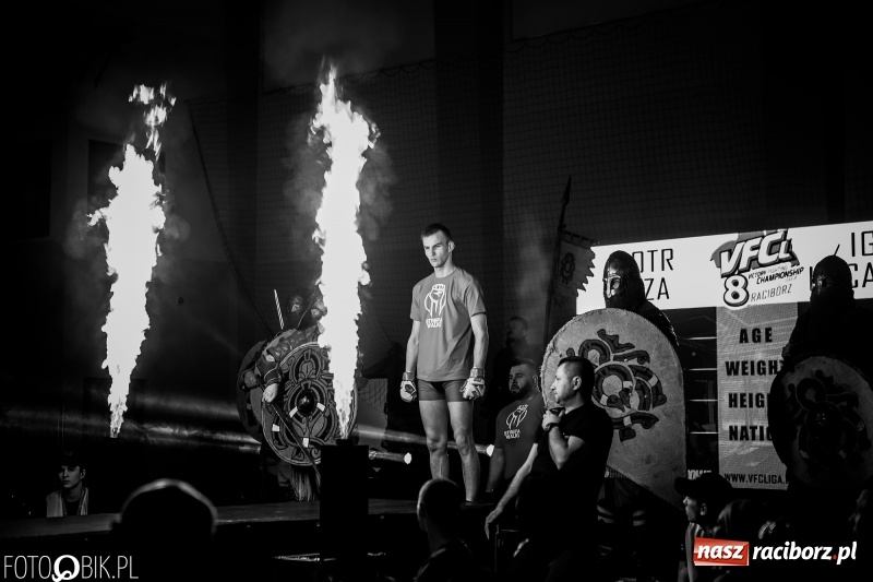 Zdjęcie w galerii na portalu naszraciborz.pl: Czeczen ze Stargardu za mocny dla Mariusza Magdy. Wygrał z marszu WIDEO i FOTO wiadomości z regionu