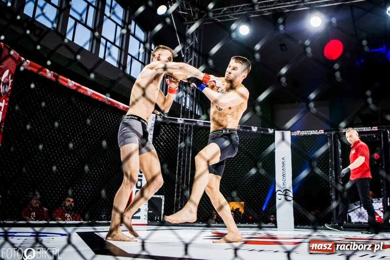 Zdjęcie w galerii na portalu naszraciborz.pl: Czeczen ze Stargardu za mocny dla Mariusza Magdy. Wygrał z marszu WIDEO i FOTO wiadomości z regionu