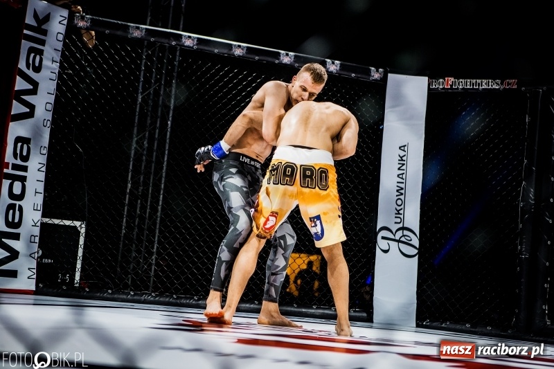 Zdjęcie w galerii na portalu naszraciborz.pl: Czeczen ze Stargardu za mocny dla Mariusza Magdy. Wygrał z marszu WIDEO i FOTO wiadomości z regionu