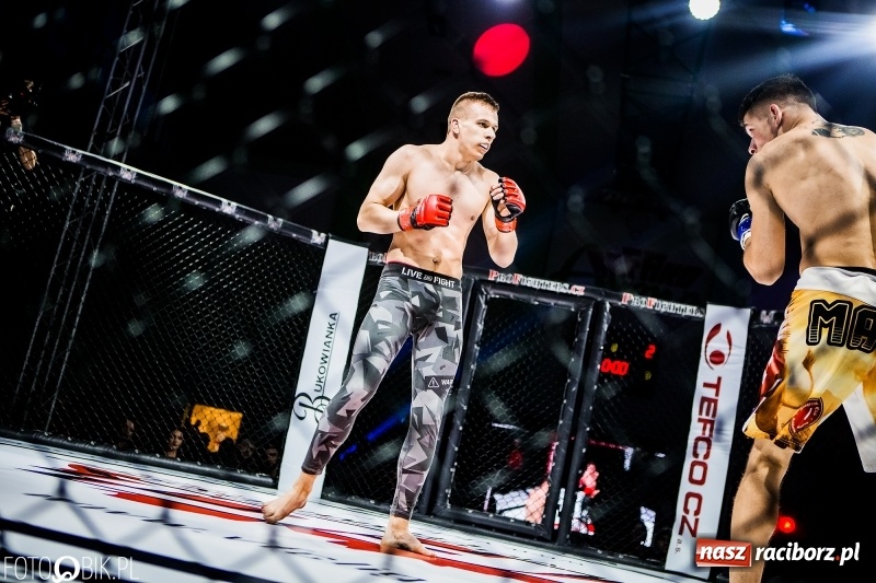 Zdjęcie w galerii na portalu naszraciborz.pl: Czeczen ze Stargardu za mocny dla Mariusza Magdy. Wygrał z marszu WIDEO i FOTO wiadomości z regionu