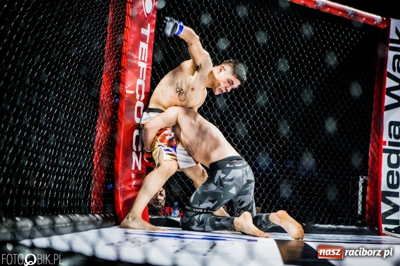 Zdjęcie w galerii na portalu naszraciborz.pl: Czeczen ze Stargardu za mocny dla Mariusza Magdy. Wygrał z marszu WIDEO i FOTO wiadomości z regionu