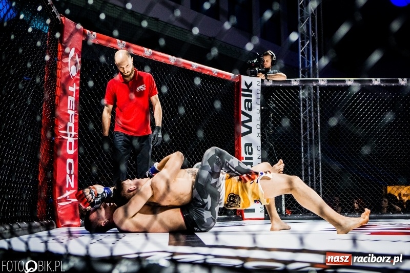 Zdjęcie w galerii na portalu naszraciborz.pl: Czeczen ze Stargardu za mocny dla Mariusza Magdy. Wygrał z marszu WIDEO i FOTO wiadomości z regionu