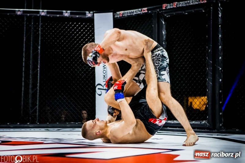 Zdjęcie w galerii na portalu naszraciborz.pl: Czeczen ze Stargardu za mocny dla Mariusza Magdy. Wygrał z marszu WIDEO i FOTO wiadomości z regionu