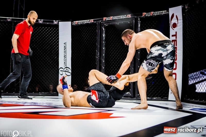 Zdjęcie w galerii na portalu naszraciborz.pl: Czeczen ze Stargardu za mocny dla Mariusza Magdy. Wygrał z marszu WIDEO i FOTO wiadomości z regionu