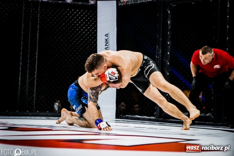 Zdjęcie w galerii na portalu naszraciborz.pl: Czeczen ze Stargardu za mocny dla Mariusza Magdy. Wygrał z marszu WIDEO i FOTO wiadomości z regionu