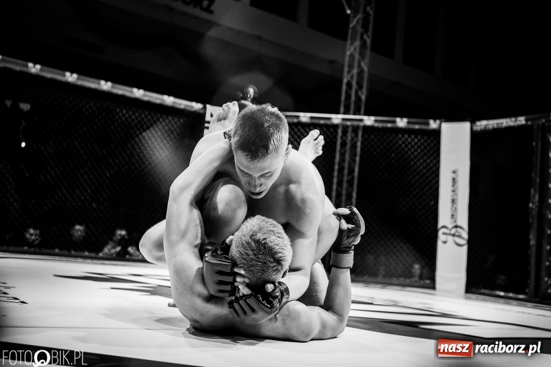 Zdjęcie w galerii na portalu naszraciborz.pl: Czeczen ze Stargardu za mocny dla Mariusza Magdy. Wygrał z marszu WIDEO i FOTO wiadomości z regionu