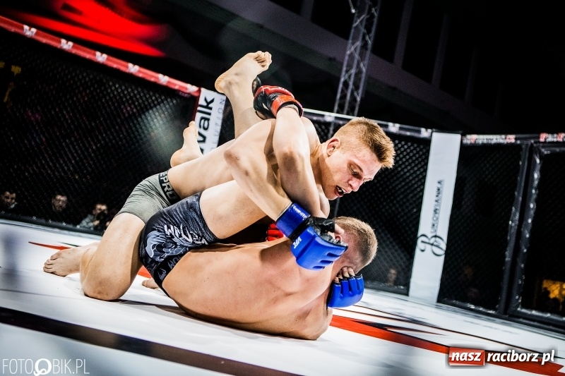 Zdjęcie w galerii na portalu naszraciborz.pl: Czeczen ze Stargardu za mocny dla Mariusza Magdy. Wygrał z marszu WIDEO i FOTO wiadomości z regionu