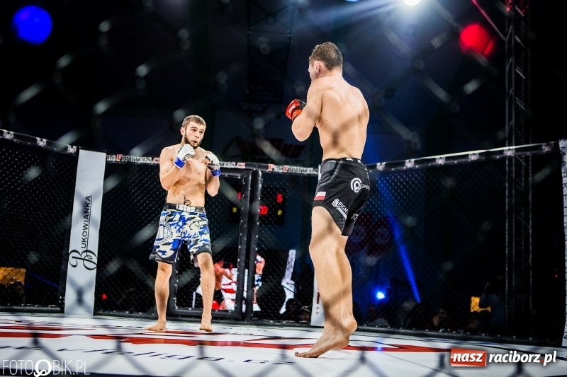 Zdjęcie w galerii na portalu naszraciborz.pl: Czeczen ze Stargardu za mocny dla Mariusza Magdy. Wygrał z marszu WIDEO i FOTO wiadomości z regionu