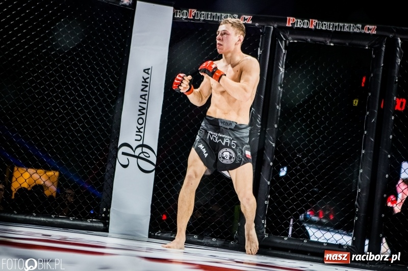 Zdjęcie w galerii na portalu naszraciborz.pl: Czeczen ze Stargardu za mocny dla Mariusza Magdy. Wygrał z marszu WIDEO i FOTO wiadomości z regionu