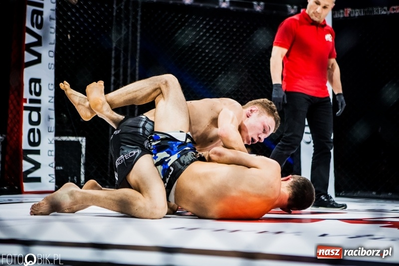 Zdjęcie w galerii na portalu naszraciborz.pl: Czeczen ze Stargardu za mocny dla Mariusza Magdy. Wygrał z marszu WIDEO i FOTO wiadomości z regionu