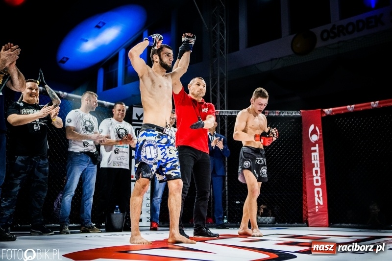 Zdjęcie w galerii na portalu naszraciborz.pl: Czeczen ze Stargardu za mocny dla Mariusza Magdy. Wygrał z marszu WIDEO i FOTO wiadomości z regionu