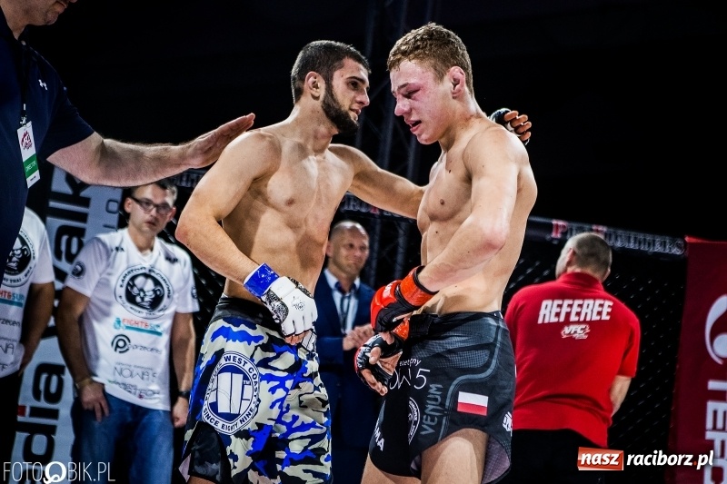 Zdjęcie w galerii na portalu naszraciborz.pl: Czeczen ze Stargardu za mocny dla Mariusza Magdy. Wygrał z marszu WIDEO i FOTO wiadomości z regionu