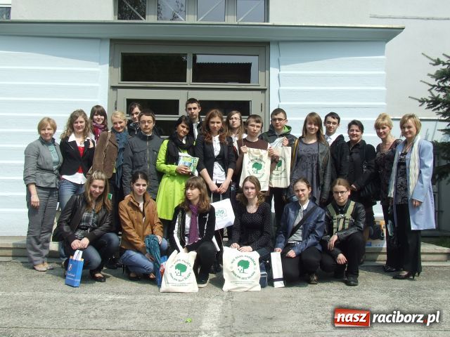 Zdjęcie w galerii na portalu naszraciborz.pl: Ekologiczne śniadanie w Mickiewiczu wiadomości z regionu