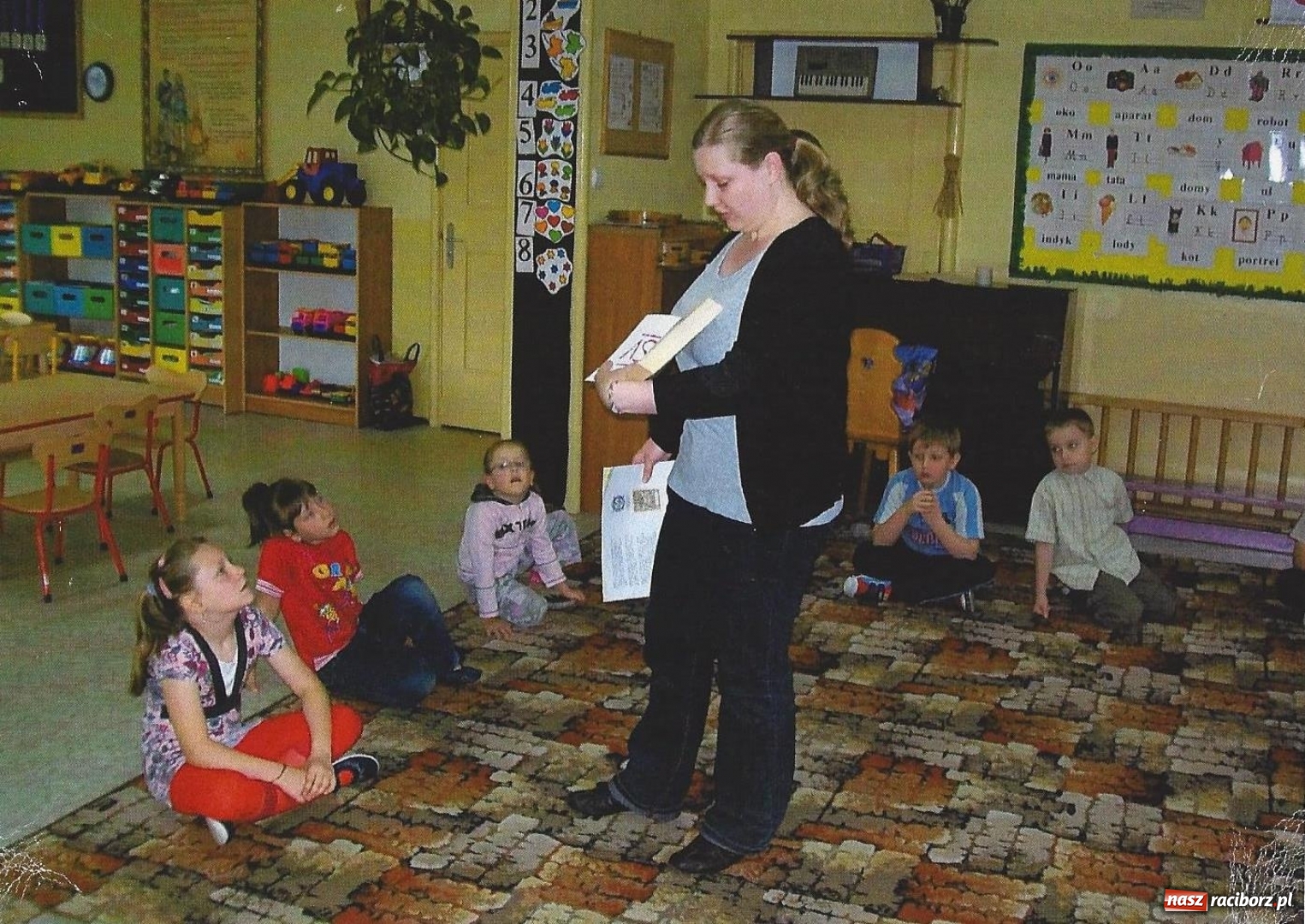 Zdjęcie w galerii na portalu naszraciborz.pl: Kartka z dziejów Studziennej. 70 lat biblioteki  wiadomości z regionu