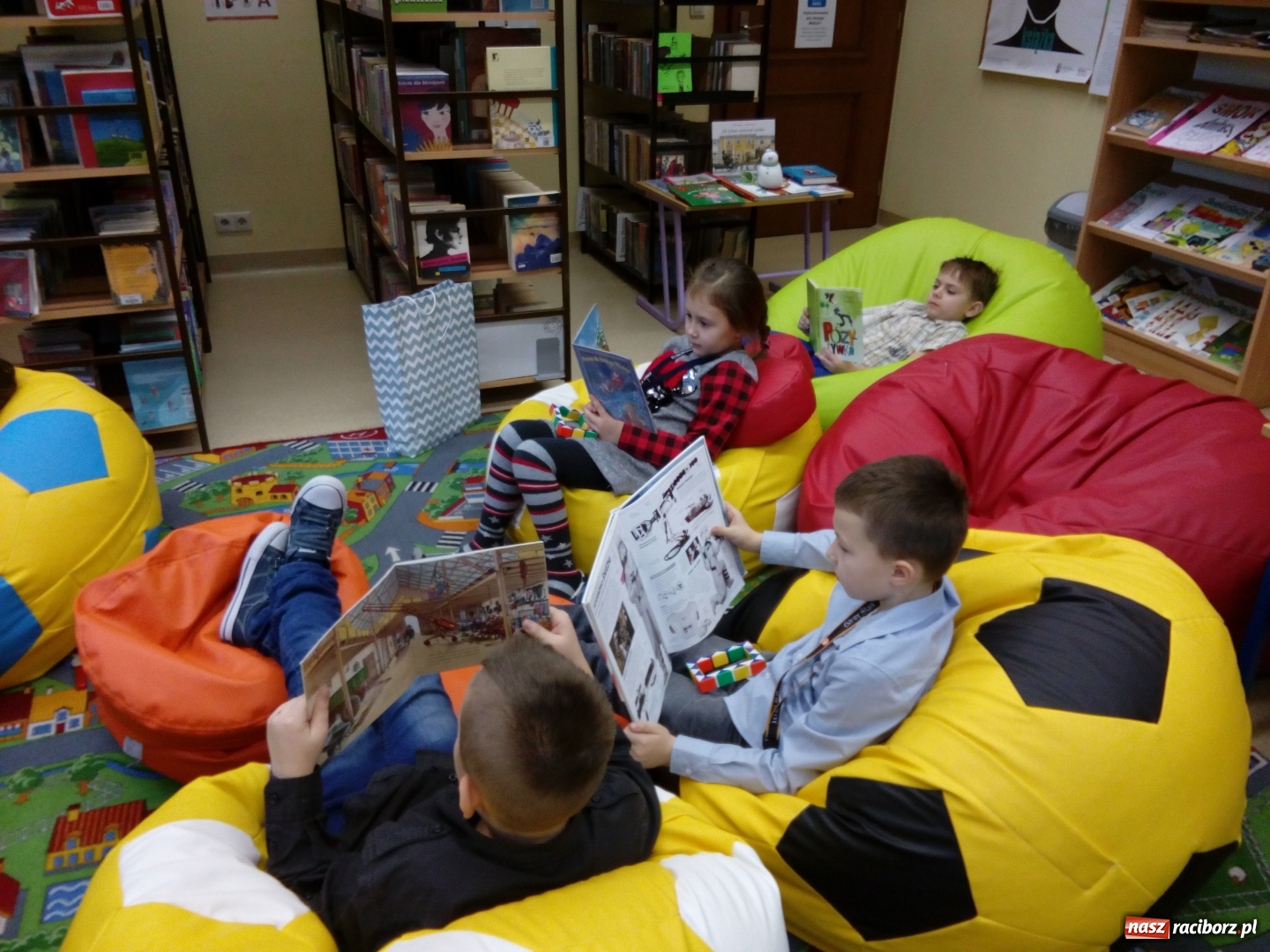 Zdjęcie w galerii na portalu naszraciborz.pl: Kartka z dziejów Studziennej. 70 lat biblioteki  wiadomości z regionu
