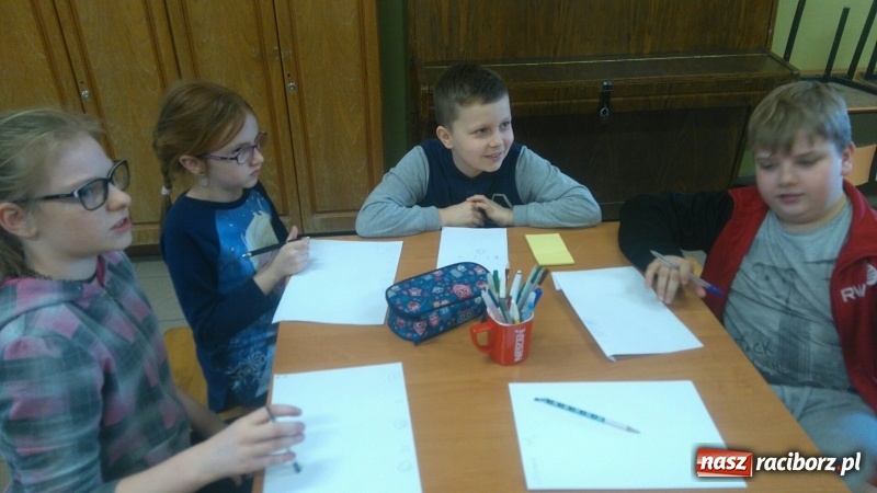 Zdjęcie w galerii na portalu naszraciborz.pl: W gminie Krzanowice pomagają pokochać królową nauk  wiadomości z regionu