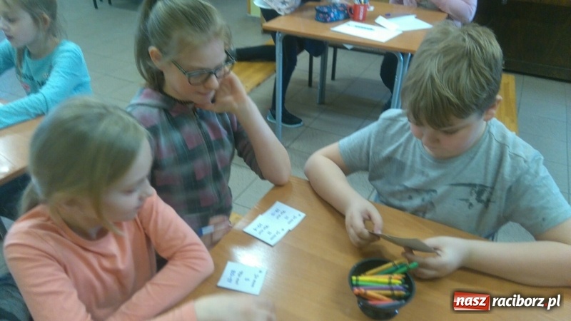 Zdjęcie w galerii na portalu naszraciborz.pl: W gminie Krzanowice pomagają pokochać królową nauk  wiadomości z regionu