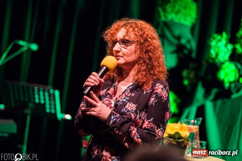 Zdjęcie w galerii na portalu naszraciborz.pl: Promocja kolejnego numeru Almanachu Prowincjonalnego wiadomości z regionu