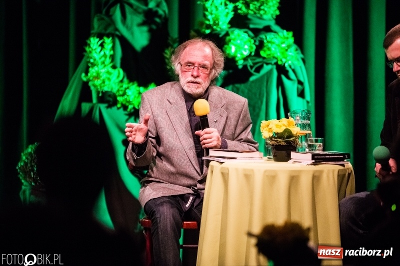 Zdjęcie w galerii na portalu naszraciborz.pl: Promocja kolejnego numeru Almanachu Prowincjonalnego wiadomości z regionu