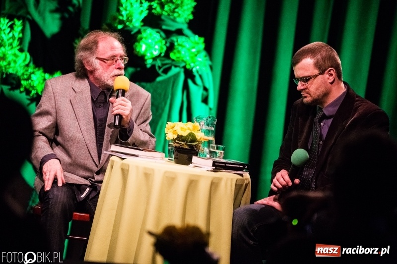 Zdjęcie w galerii na portalu naszraciborz.pl: Promocja kolejnego numeru Almanachu Prowincjonalnego wiadomości z regionu