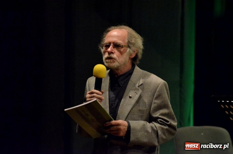 Zdjęcie w galerii na portalu naszraciborz.pl: Promocja kolejnego numeru Almanachu Prowincjonalnego wiadomości z regionu