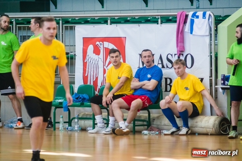 Zdjęcie w galerii na portalu naszraciborz.pl: W Arenie Rafako rywalizowali o Puchar Dyrektora Handlowego Eko-Okien wiadomości z regionu