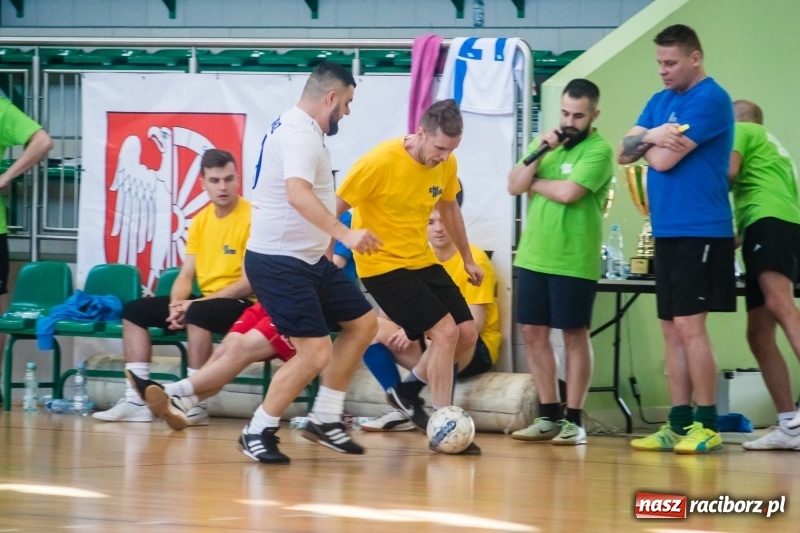 Zdjęcie w galerii na portalu naszraciborz.pl: W Arenie Rafako rywalizowali o Puchar Dyrektora Handlowego Eko-Okien wiadomości z regionu
