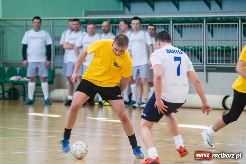 Zdjęcie w galerii na portalu naszraciborz.pl: W Arenie Rafako rywalizowali o Puchar Dyrektora Handlowego Eko-Okien wiadomości z regionu