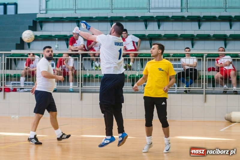 Zdjęcie w galerii na portalu naszraciborz.pl: W Arenie Rafako rywalizowali o Puchar Dyrektora Handlowego Eko-Okien wiadomości z regionu