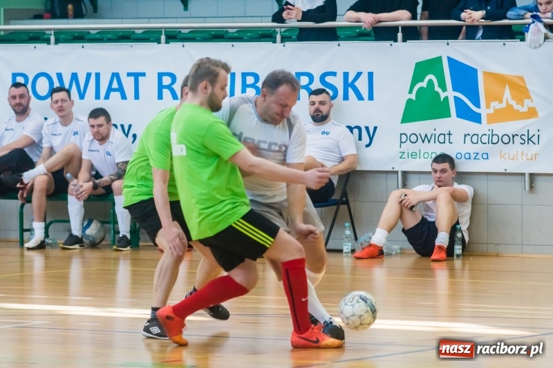 Zdjęcie w galerii na portalu naszraciborz.pl: W Arenie Rafako rywalizowali o Puchar Dyrektora Handlowego Eko-Okien wiadomości z regionu