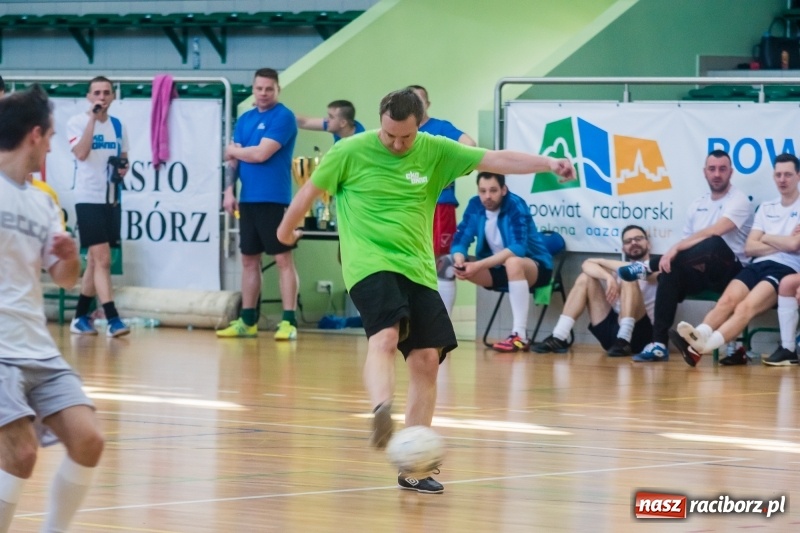 Zdjęcie w galerii na portalu naszraciborz.pl: W Arenie Rafako rywalizowali o Puchar Dyrektora Handlowego Eko-Okien wiadomości z regionu