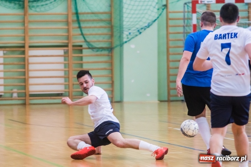 Zdjęcie w galerii na portalu naszraciborz.pl: W Arenie Rafako rywalizowali o Puchar Dyrektora Handlowego Eko-Okien wiadomości z regionu