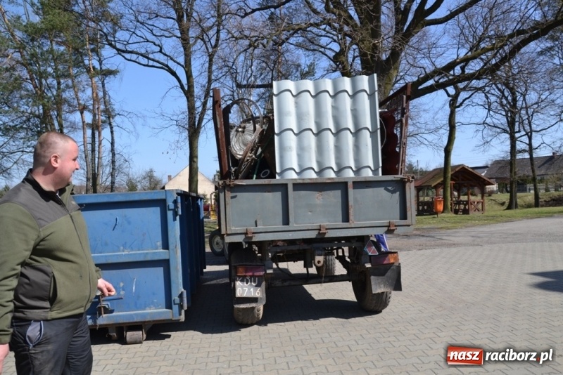 Zdjęcie w galerii na portalu naszraciborz.pl: Trzecia Złomiada OSP Jankowice  wiadomości z regionu